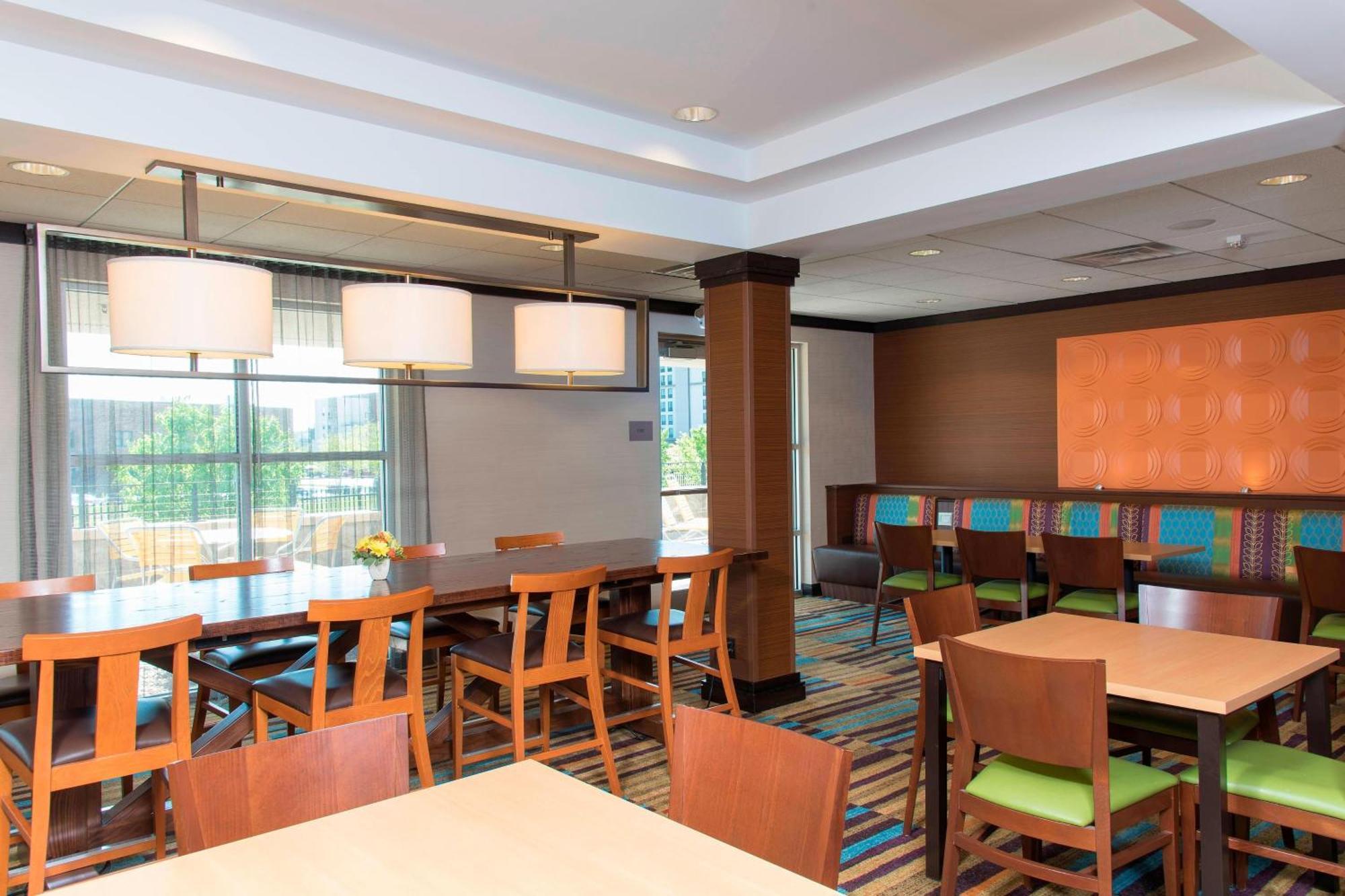 Fairfield Inn & Suites By Marriott Omaha Downtown Экстерьер фото