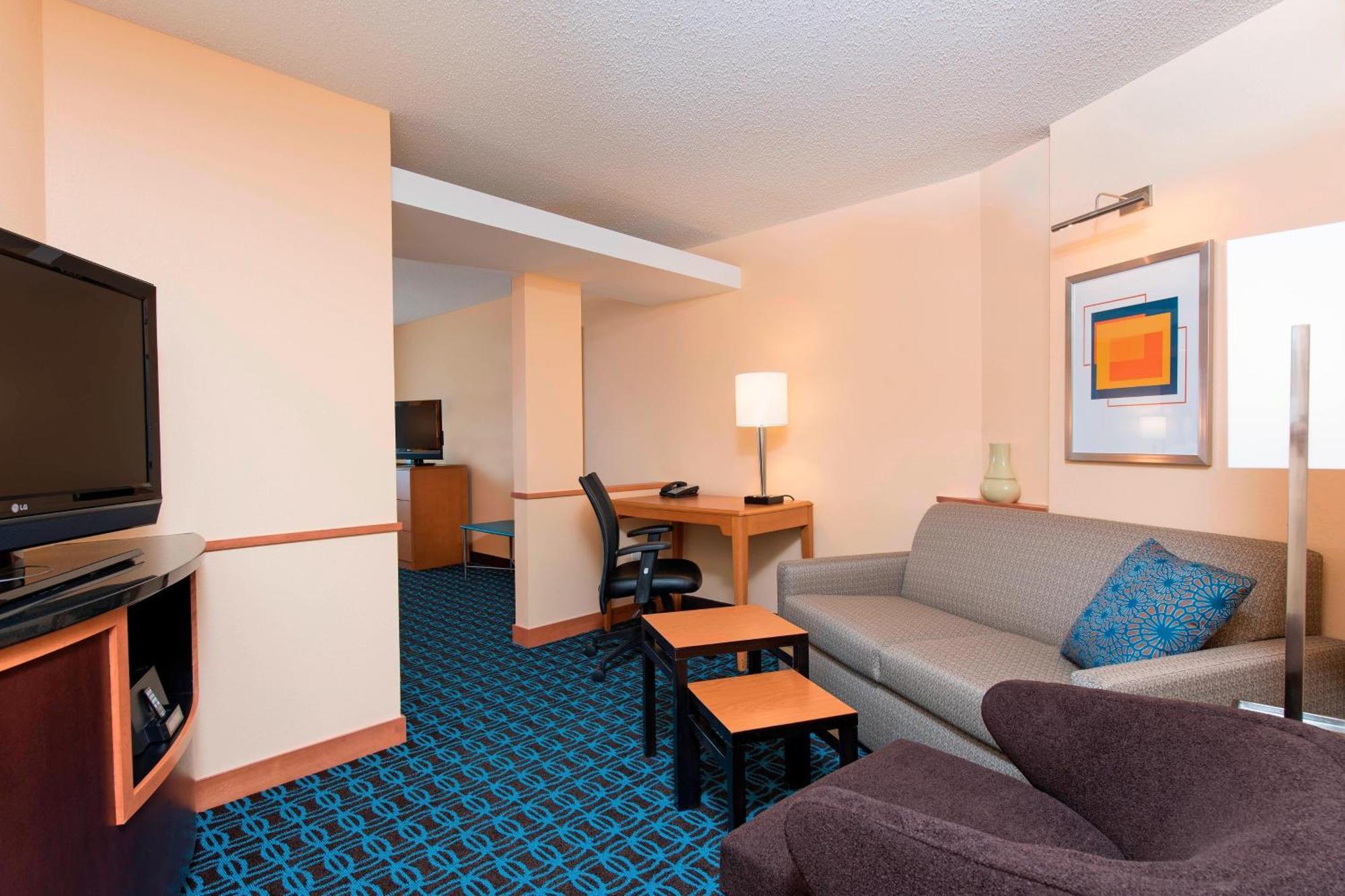 Fairfield Inn & Suites By Marriott Omaha Downtown Экстерьер фото