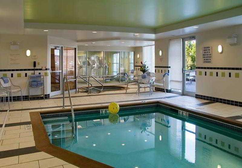 Fairfield Inn & Suites By Marriott Omaha Downtown Удобства фото