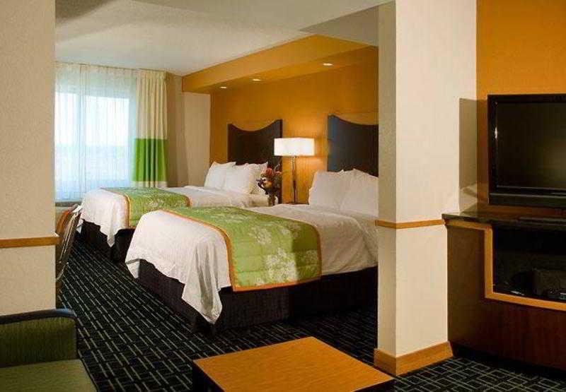 Fairfield Inn & Suites By Marriott Omaha Downtown Экстерьер фото